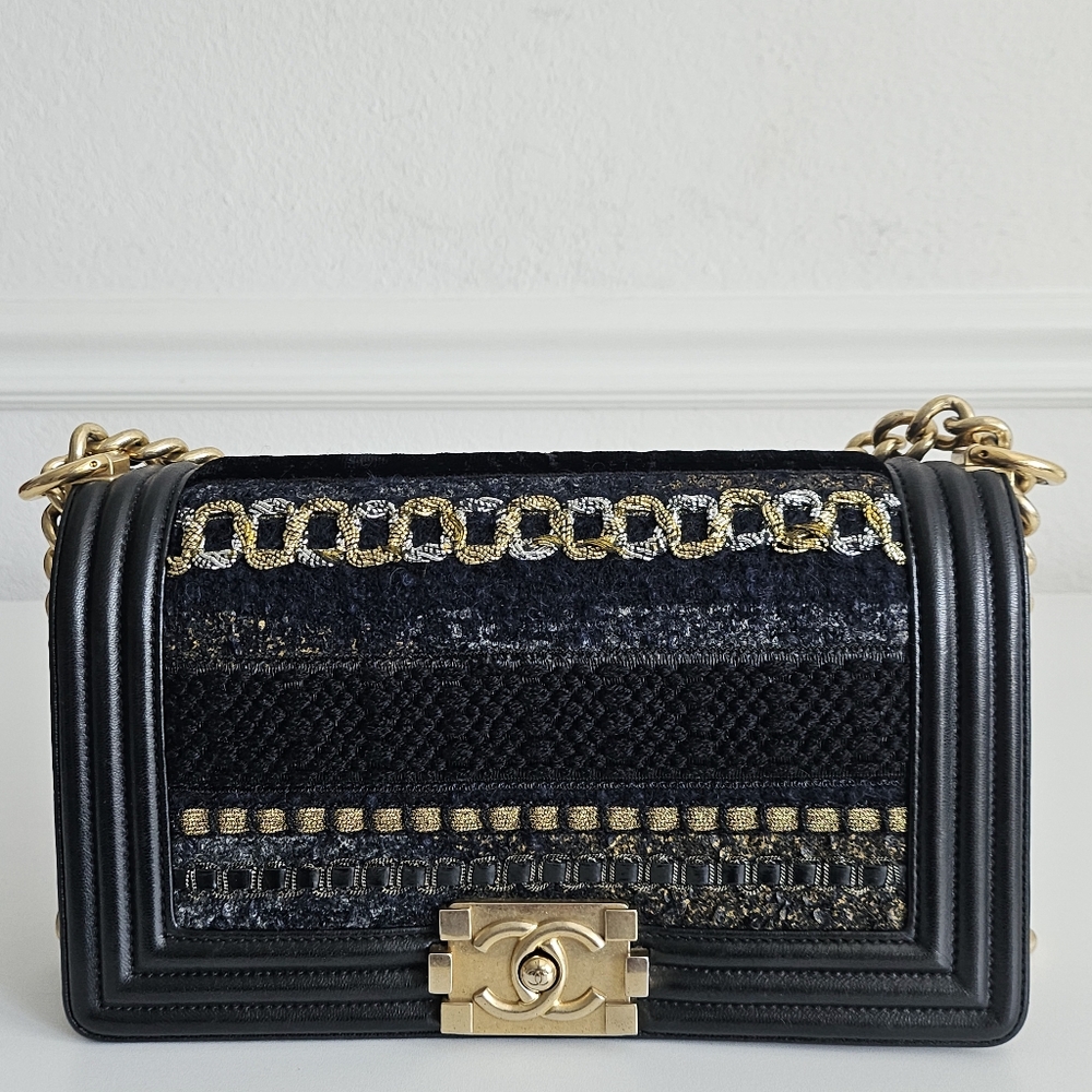 Chanel Black Lambskin Metallic Tweed Embroidered Medium Boy Bag - Picture 2 of 14